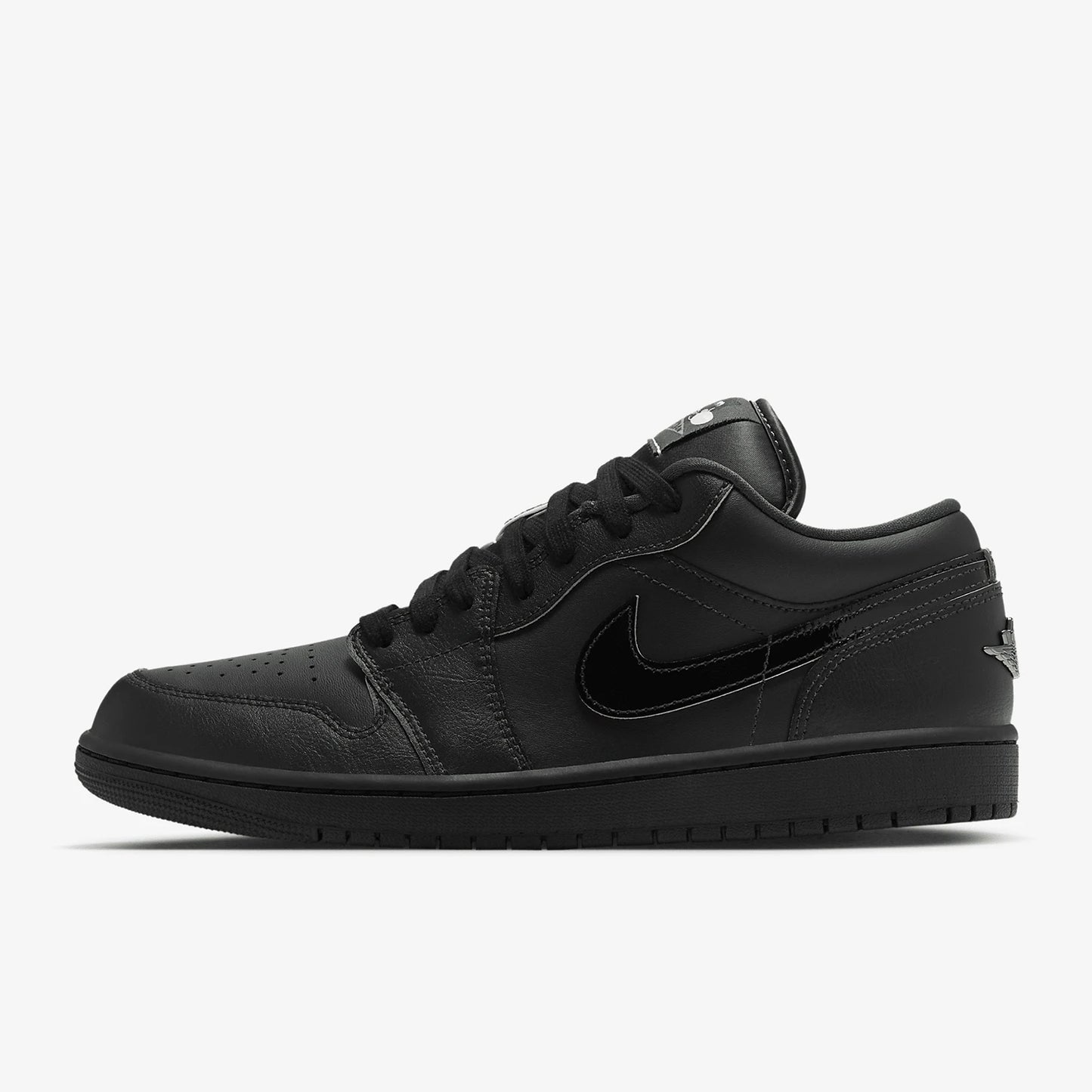 Nike Authentic JORDAN Men's Classic Shock Absorption Daily Lace-Up Sneakers HM3690-001