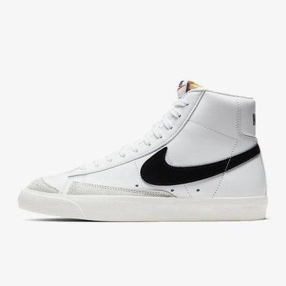 Nike Authentic 202 Frühjahrsneuheit BLAZER LOW LX Damen-Sport-Sneaker mit Schnürung für den Alltag CZ1055-100
