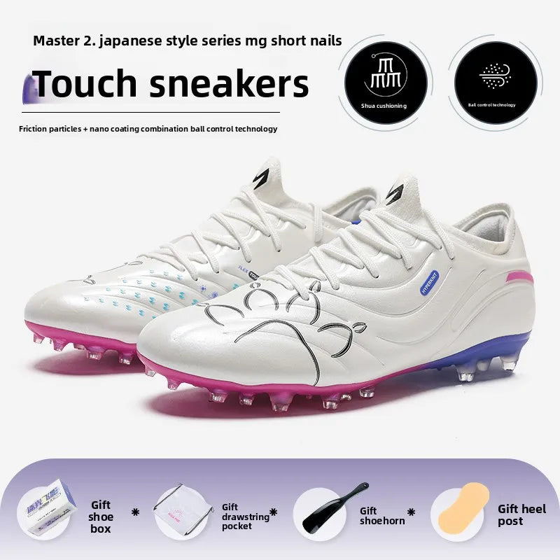Chuteiras de Futebol Kelme para Adulto MG com Pitões Curtos, Botas de Treino de Futebol para Homem, Calçado Profissional de Competição Específico para Relva