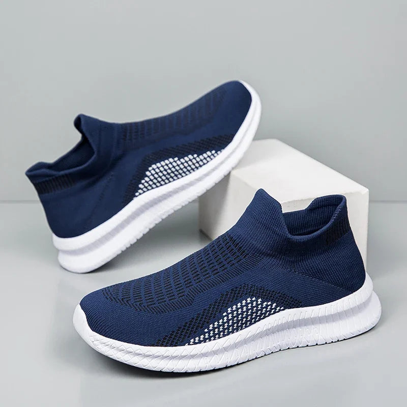 Lightweight Men's Walking Shoes Outdoor Soft Male Casual Shoes Flexible Breathable Men Loafers Slip-On Footwear Sneakers 39-48
