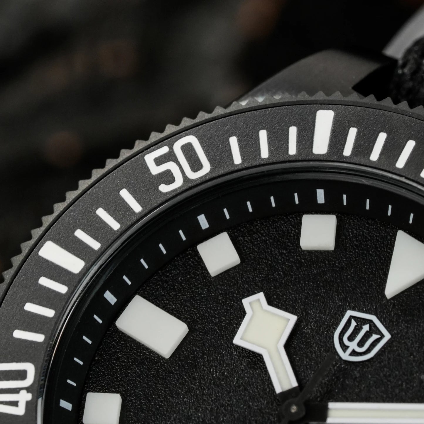 Watchdives EXD 40Mm Titanium Dive Watch Man VH31 Sweep Quartz Watches 200 Waterproof Ar Sapphire BGW9 Luminous 316L Wristwatch