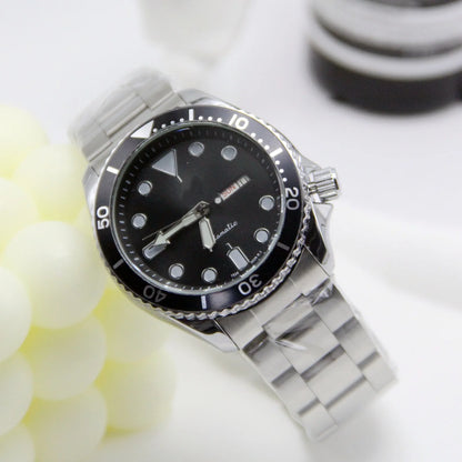 Classic Sport Automatic Diver Watch with Date Window Stainless Steel Band Sporty Diver Style Automatic Men Watch Two-Tone Bezel Stainless Steel Band Day Date Display Men's Automatic Diver Watch