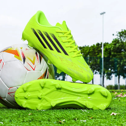Chaussures de football pour hommes FG/AG pour terrain ferme, légères, à lacets, antidérapantes, professionnelles, pour adultes, pour la compétition en extérieur.
