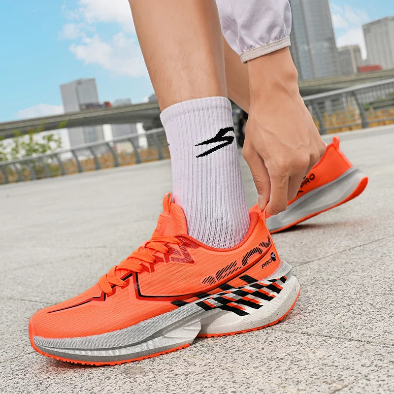 Mens Sports Shoes New Marathon Casual Sports Lightweight Running Shoes Youth Comfortable Mesh Cushioning Outdoor Fitness Shoes
