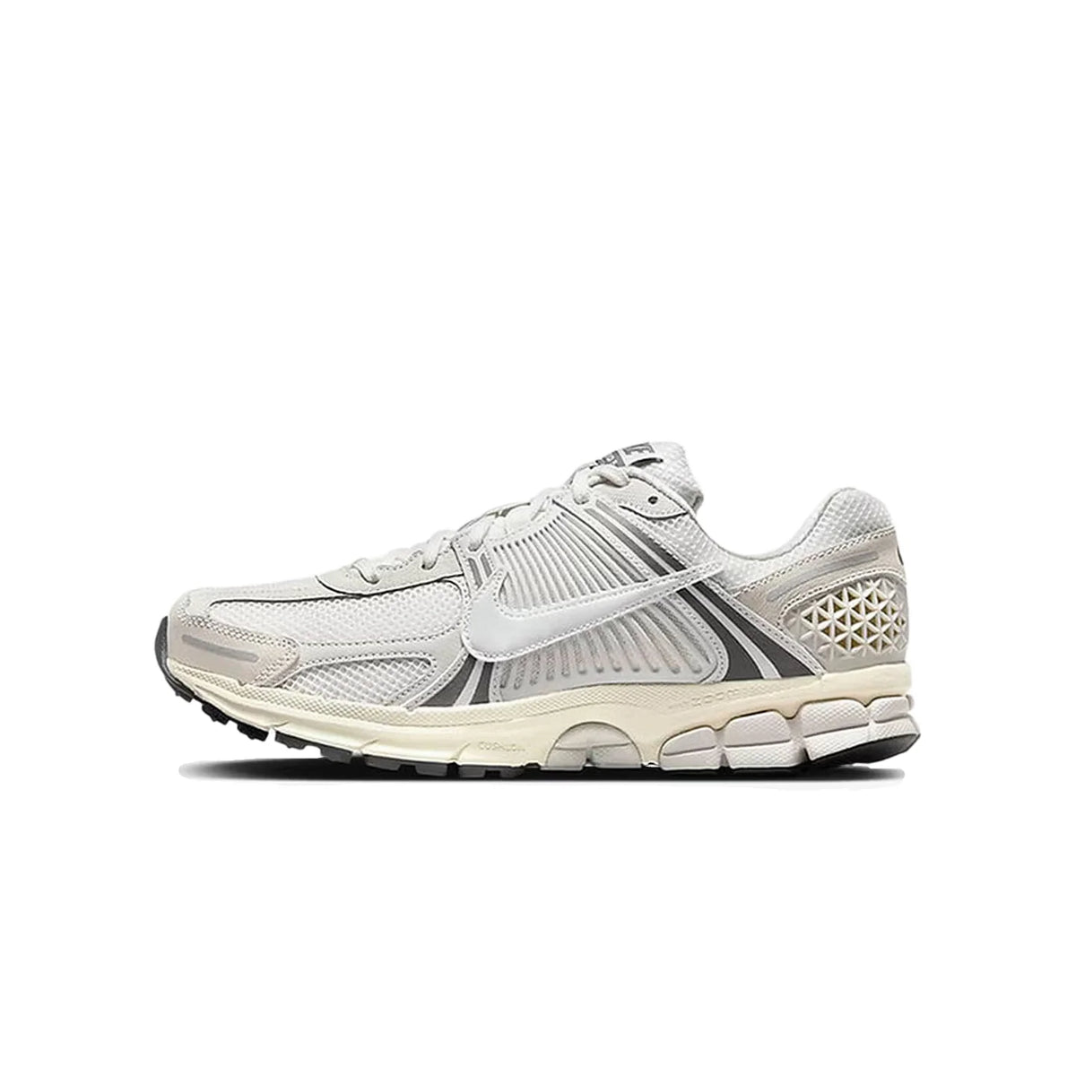 Běžecké boty Nike Zoom Vomero 5 Yankees, unisex – lehké, pružné odpružení pro muže i ženy, tréninkové FJ4151-003