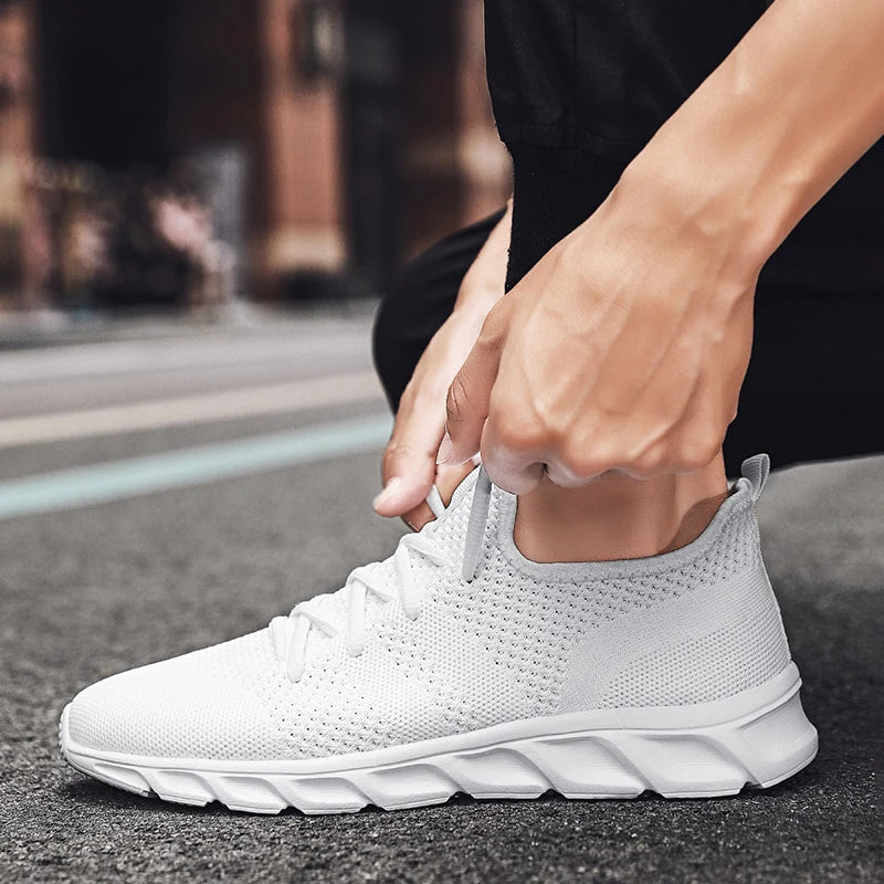 Men's Running Shoes Soft Soles Wear-Resistant Breathable Sports Shoes Mesh Outdoor Fashion Big Size Tennis Shoes for Men