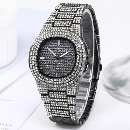 2022 New Iced Out Women Watch Gold Silver Color Square Diamondd Quartz Luxury Hip Hop Wrist Watches Roman Clock Gift boyfriend