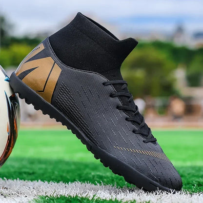 Crampons de Football pour hommes, bottes de Football, crampons d'entraînement, professionnels, résistants à l'usure, antidérapants, longues pointes TF/FG, rouge, nouveau