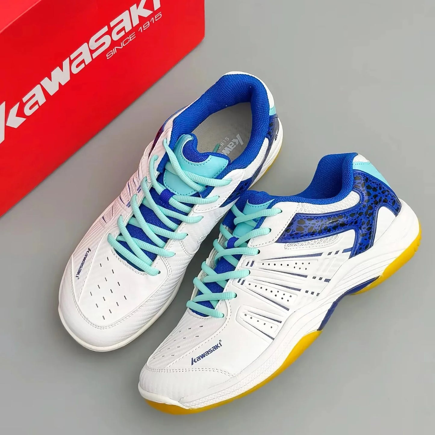 Kawasaki Professional Badminton Shoes Breathable Anti-Slip Sport Shoes for Men and Women Sneakers K-063