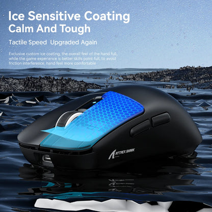 Mouse gaming Attack Shark R6 ultra leggero 38g, wireless PAW3950 con frequenza di polling 8K, Nordic 52840, 24000DPI, tri-mode