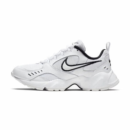 Nike Air Heights – gepolsterte, bequeme und leichte, atmungsaktive, rutschfeste und strapazierfähige Laufschuhe für den Alltag CI0603-102