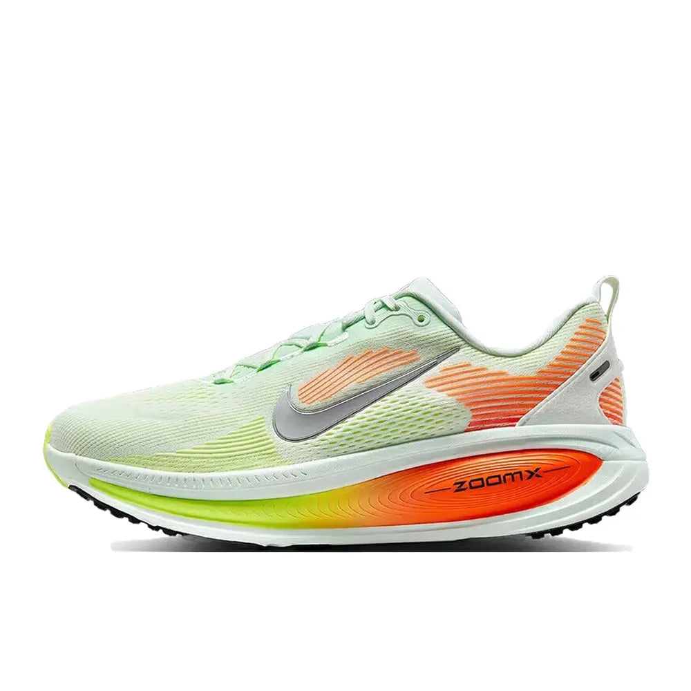 Nike Vomero 18 – tlumení, opora, nízká hmotnost, ideální pro běh a chůzi, pohodlné unisexové běžecké boty HM6803-300